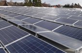 Mit dem jetzt fertiggestellten ersten Bauabschnitt werden pro Jahr rund 670.000 kWh erzeugt und für die Produktion der e.GO Elektrofahrzeuge zur Verfügung gestellt. Die CO2-Einsparung beträgt 360 Tonnen pro Jahr. Foto: Avantag 