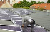 Hier sehen Sie die Solaranlage auf den GESOBAU-Häuser in Berlin-Pankow (Foto: © Berliner Stadtwerke)