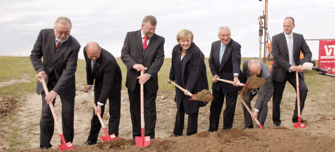 Der Beginn der Installationsarbeiten des Solarparks Grimmen