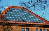 Solarmodule auf der Schule in Bremen-Findorff erzeugen sauberen Strom (Foto: BUND Landesverband Bremen )