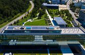 Solarmodule auf dem Dach des Unternehmenscampus MHK Group in Dreieich (Foto: Wircon GmbH)