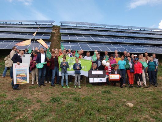 Bürger-Solaranlage in Kirchardt (Bildquelle: Bürgerwerke eG) Bürger-Solaranlage in Kirchardt (Bildquelle: Bürgerwerke eG)