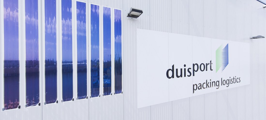 Solarfassade im Duisburger Hafen (Foto: Frank Reinhold)