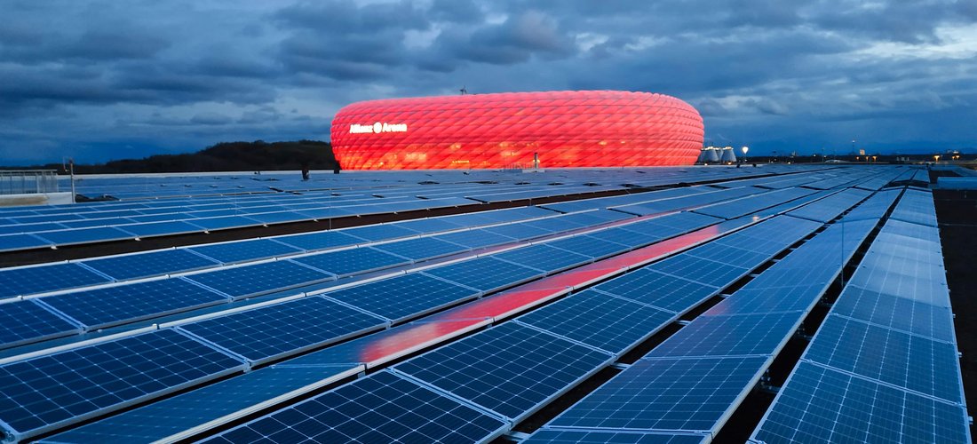 An der Allianz Arena in München ist ein Solardach entstanden (Foto: GOLDBECK SOLAR)