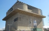 Solaranlage auf dem Energiebunker in Hamburg-Wilhelmsburg (Foto: phovo.de)