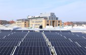 Hier sehen Sie die PV-Anlage auf den Verkehrsbetrieben (Foto: Jürgen Herrmann)