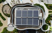 Die Aufdachanlage der Klima Arena in Sinsheim wurde von Bundeskanzlerin Angela Merkel eingeweiht. (Copyright: WIRSOL Aufdach GmbH)