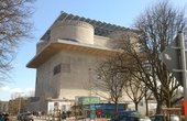 Solaranlage auf dem Energiebunker in Hamburg-Wilhelmsburg (Foto: phovo.de)