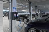 Mit über 50 Ladestationen für E-Autos ist das Parkhaus in Neckarsulm eines der modernsten in Europa. Foto: Goldbeck GmbH