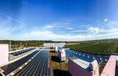 Seit September 2018 ist die neue Anlage mit 968 Kilowattpeak Leistung offiziell in Betrieb. Foto: IBC Solar
