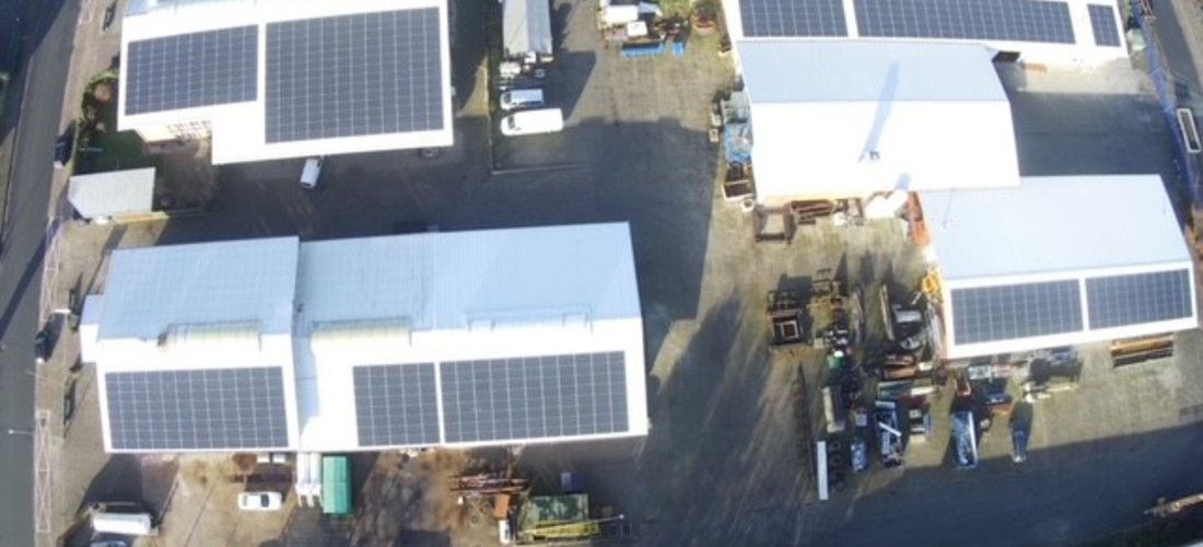 Photovoltaikanlage auf einem Industriegebäude in Vechta (Foto: SolarEdge)