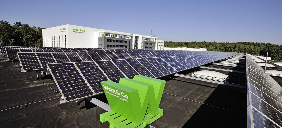 Solaranlage der Wahl GmbH & Co. in Bielefeld-Sennestadt (Foto: Wahl GmbH & Co. KG)