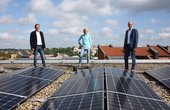 Hier sehen Sie die neuen Solaranlagen auf der Universität Kassel (Foto: Uni Kassel)