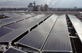 Eine Solarstromanlage auf dem UBZ in Mainz spart Emissionen ein (Foto: UrStrom BürgerEnergieGenossenschaft Mainz eG)