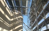 Solaranlage auf dem Energiebunker in Hamburg-Wilhelmsburg (Foto: phovo.de)