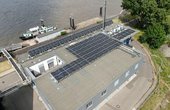 Die Nautische Zentrale in Hamburg senkt ihre Betriebskosten mit einer Solaranlage von Q CELLS. (Foto: Q CELLS)