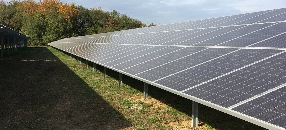 In Binningen erzeugt ein Solarpark sauberen Strom (Foto: WES Green GmbH)